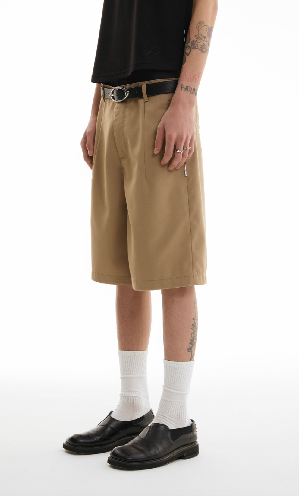 STRAIGHT FIVE-CUT SHORTS