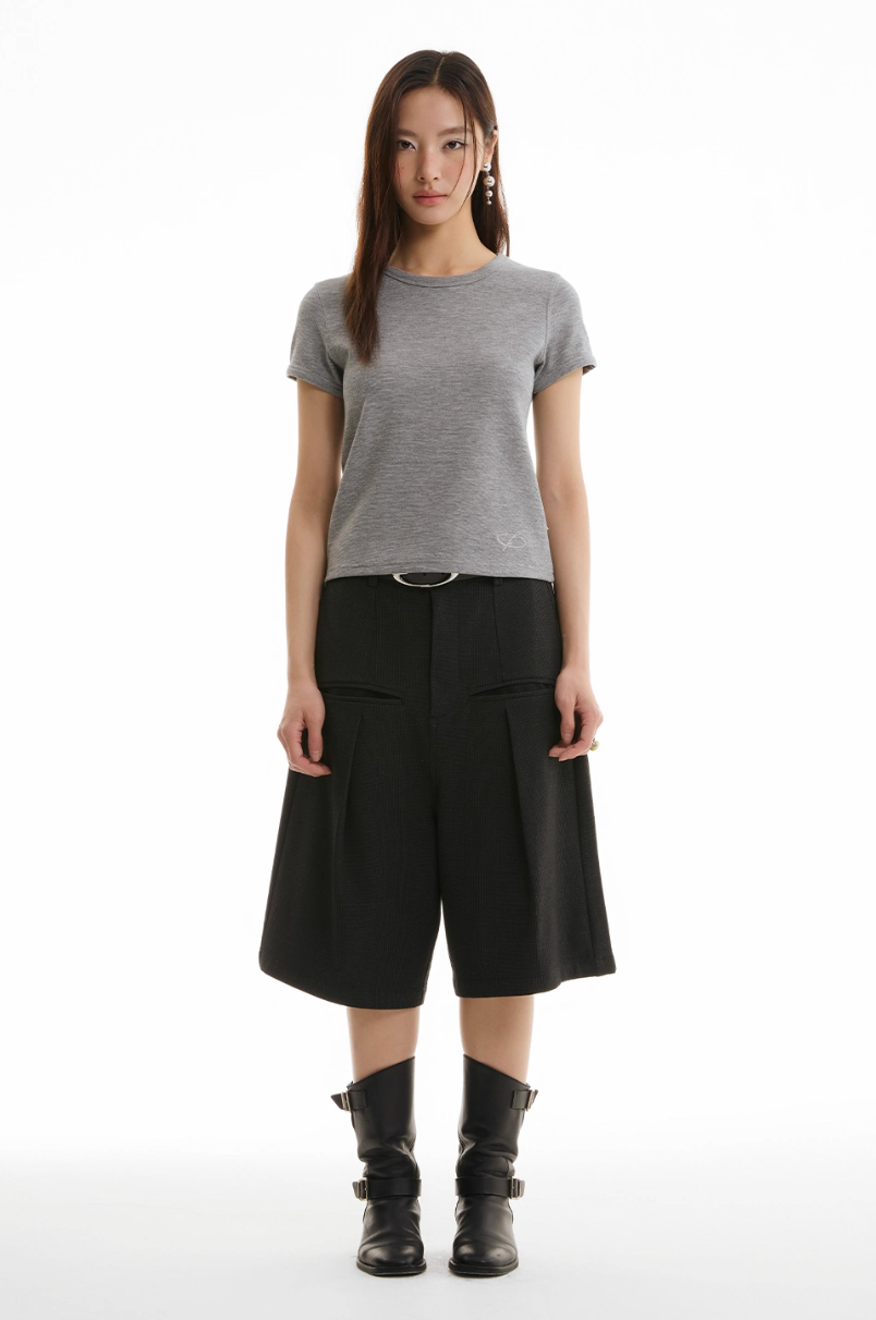 BOXY CROP TEE