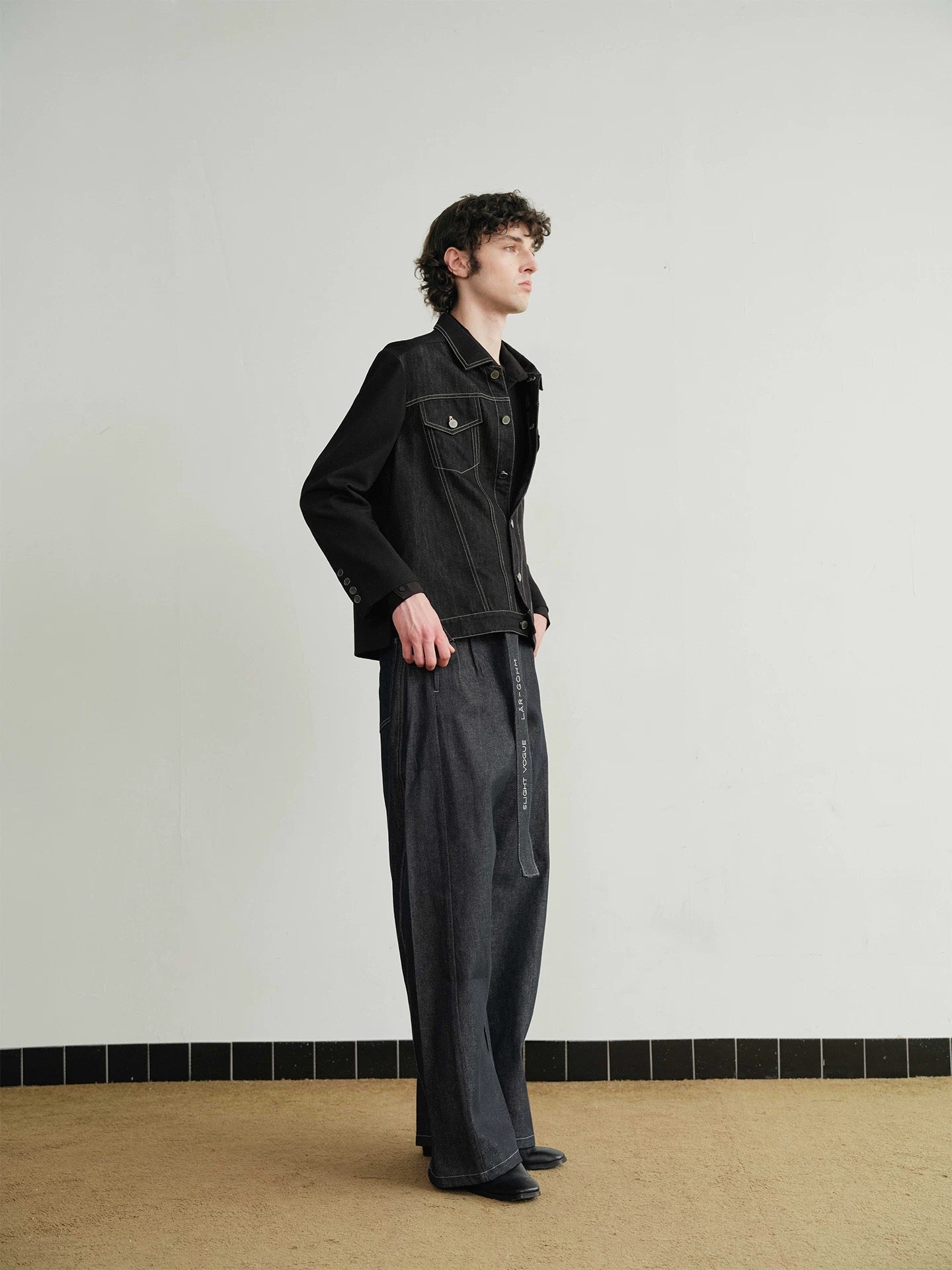 DECONSTRUCTED DENIM BLAZER