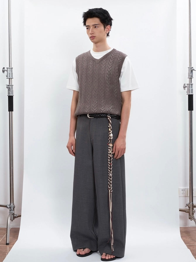 KNIT V-NECK VEST