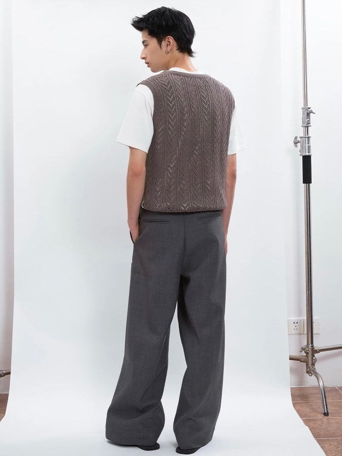 KNIT V-NECK VEST