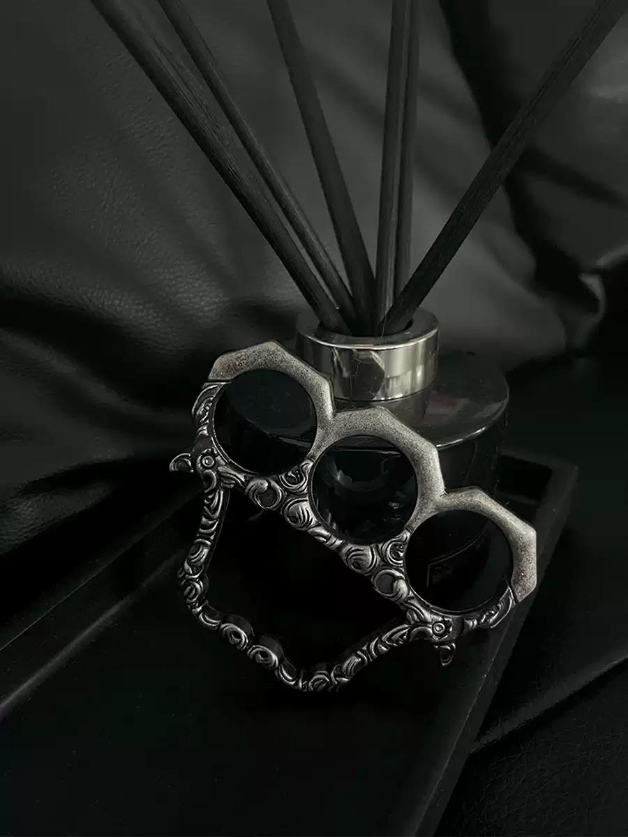 KNCKLE KEYRING