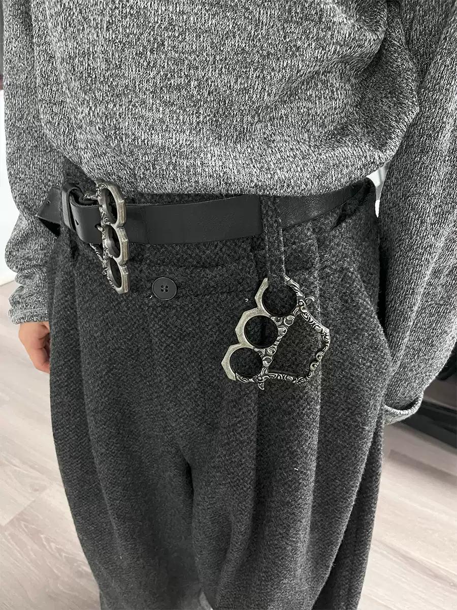 KNCKLE KEYRING