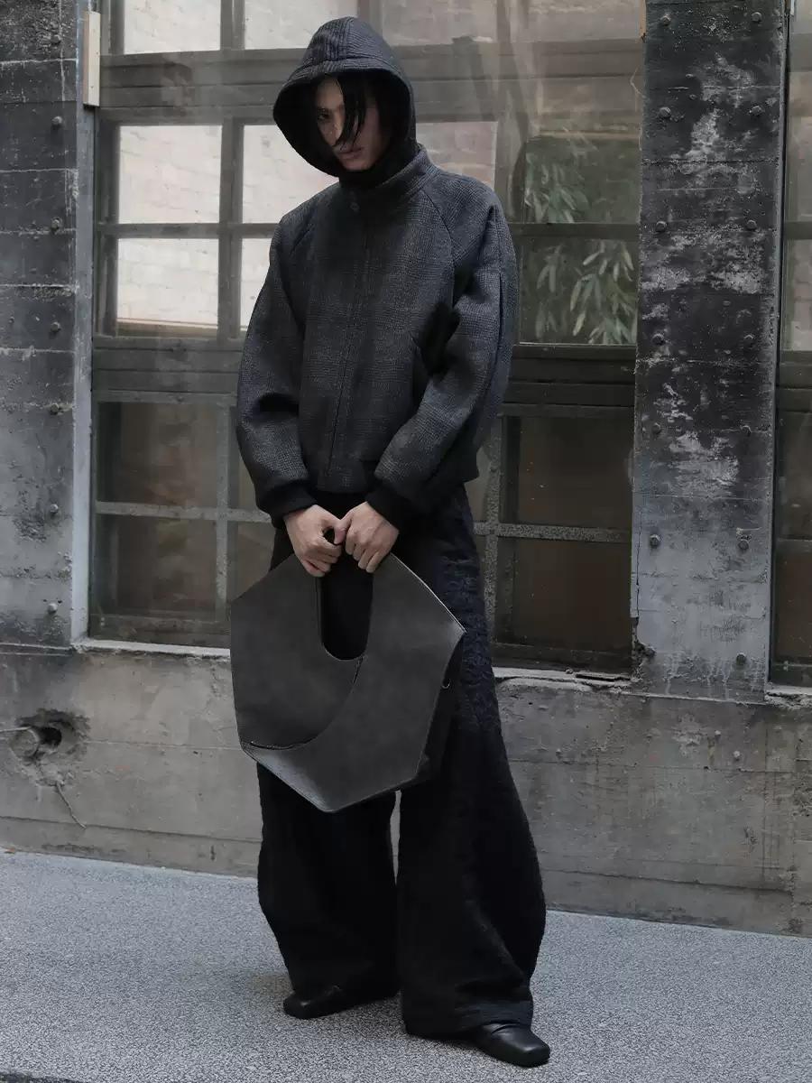 SHIELD BAG