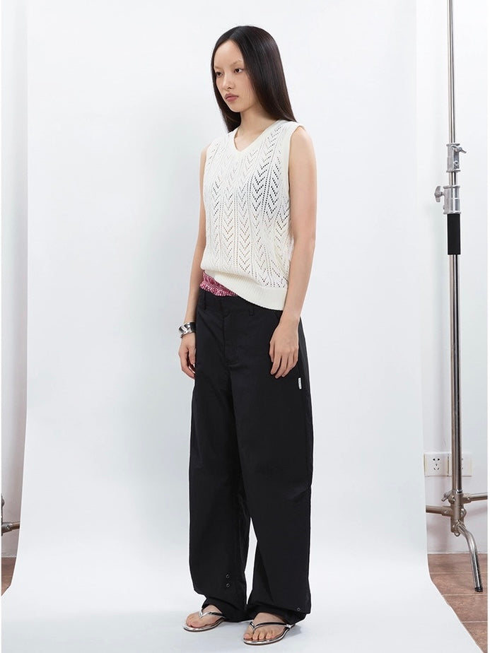 KNIT V-NECK VEST