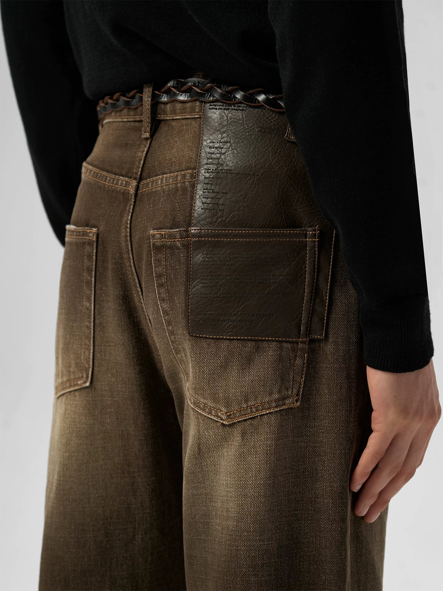 LEATHER PATCH POCKET DENIM