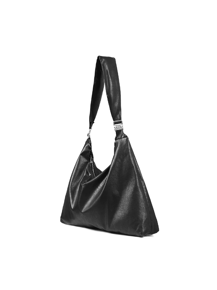 VERSATILE LEATHER MEN’S TOTE