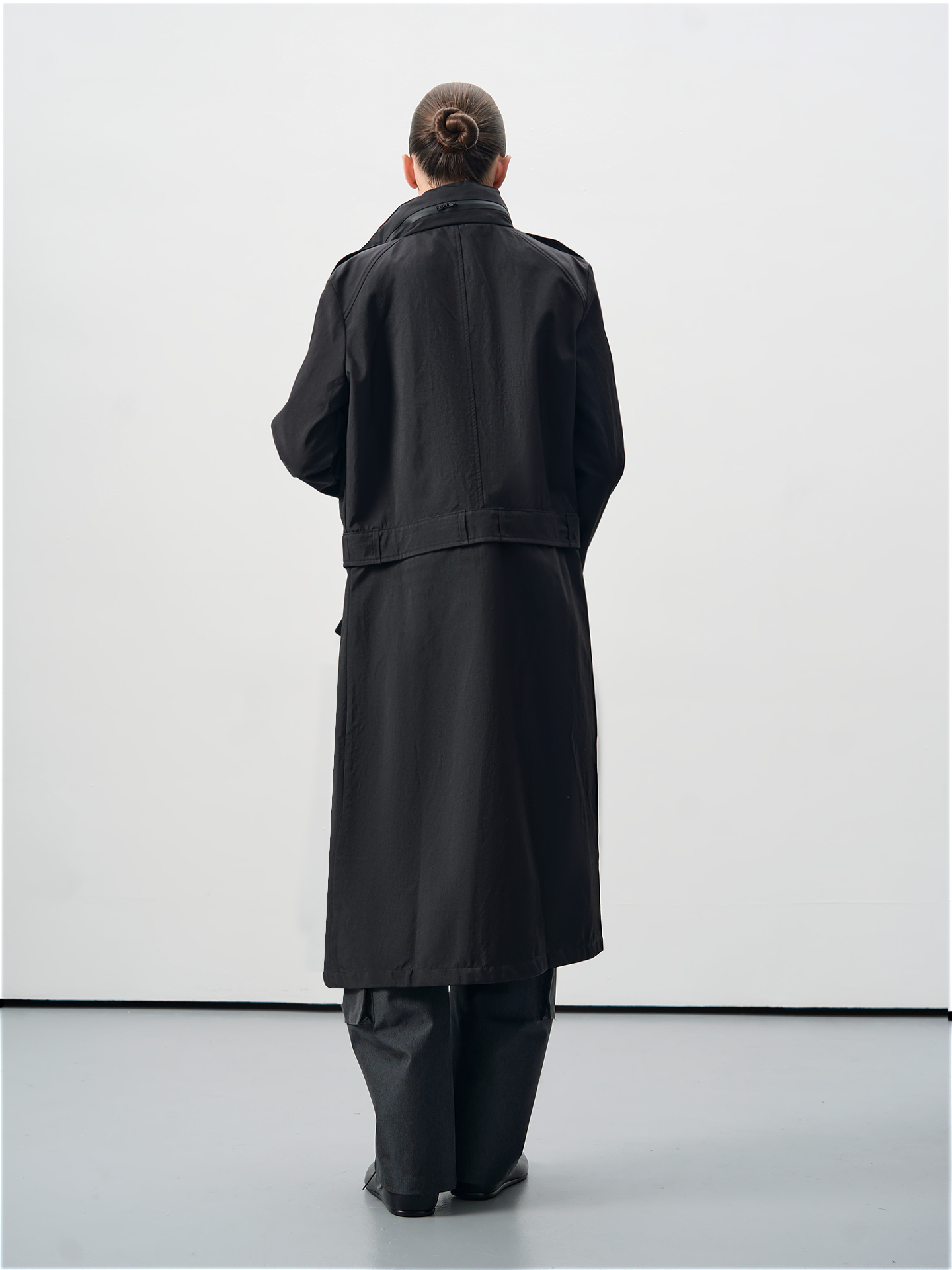 LIGHTWEIGHT WATERPROOF SAFARI JACKET