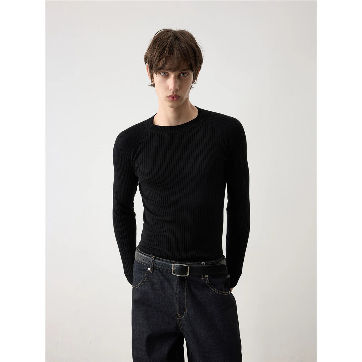 FITTED KNIT SWEATERS & ACTIVEWEAR