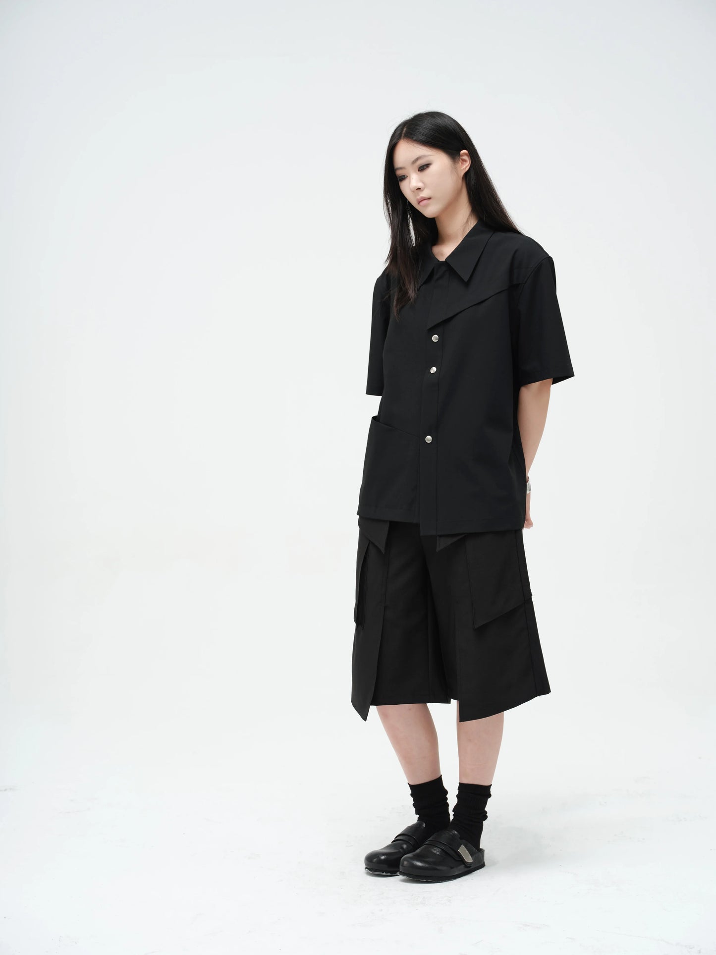 DECONSTRUCTED MULTI-POCKET SHORTS