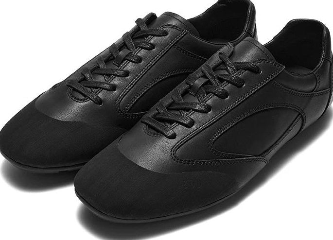 SOFT LEATHER TRAINING SHOES