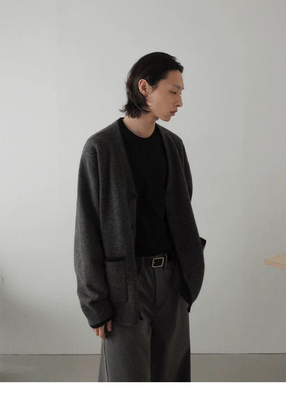 V-NECK KNITTED CARDIGAN