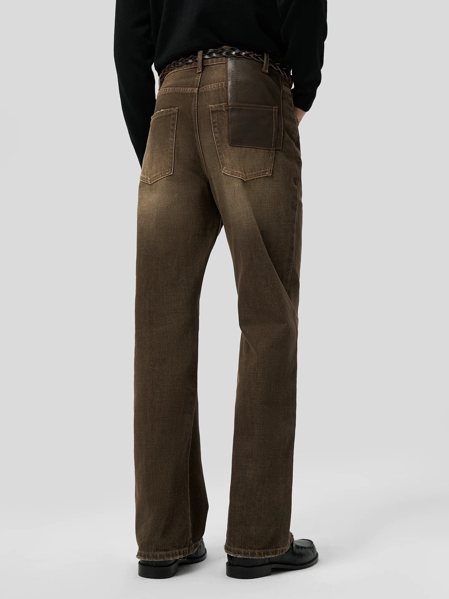 LEATHER PATCH POCKET DENIM