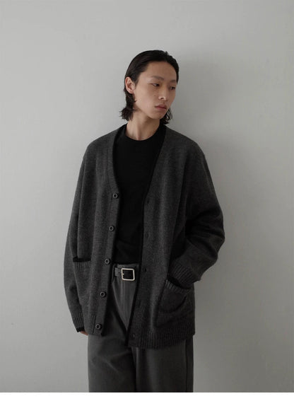 V-NECK KNITTED CARDIGAN