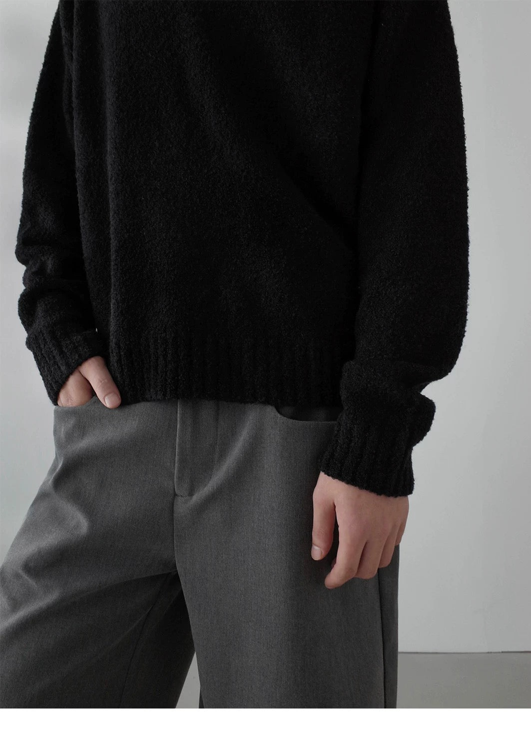 RETRO V-NECK KNIT SWEATER