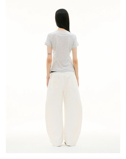 BASIC V-NECK TEE