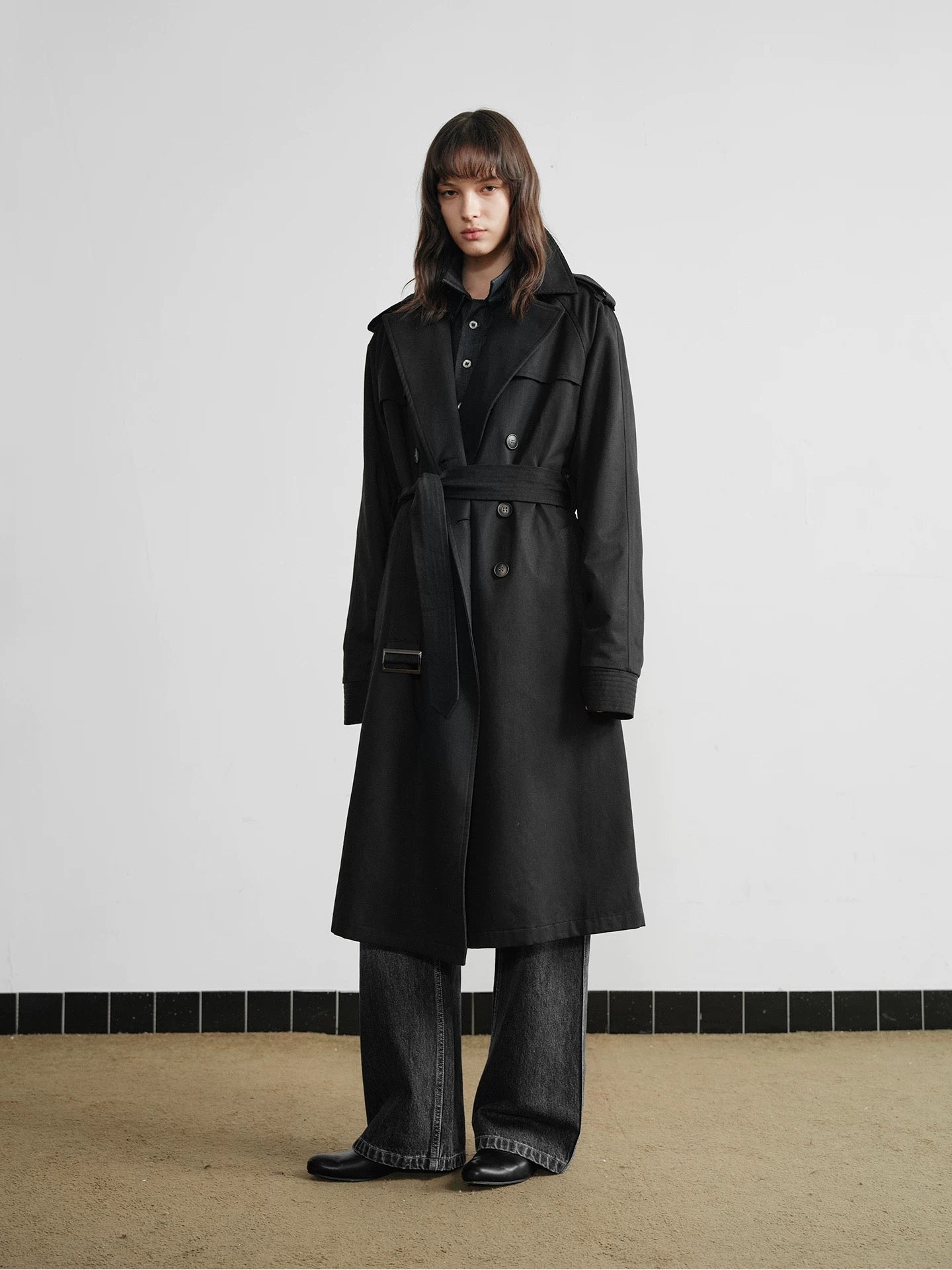 DOUBLE-BREASTED TENCEL TRENCH