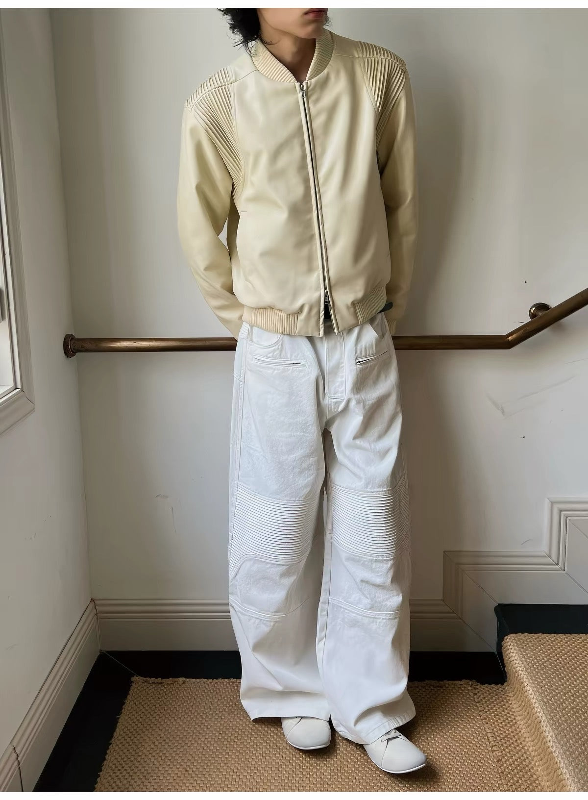 COATED BIKER CAPRI PANTS