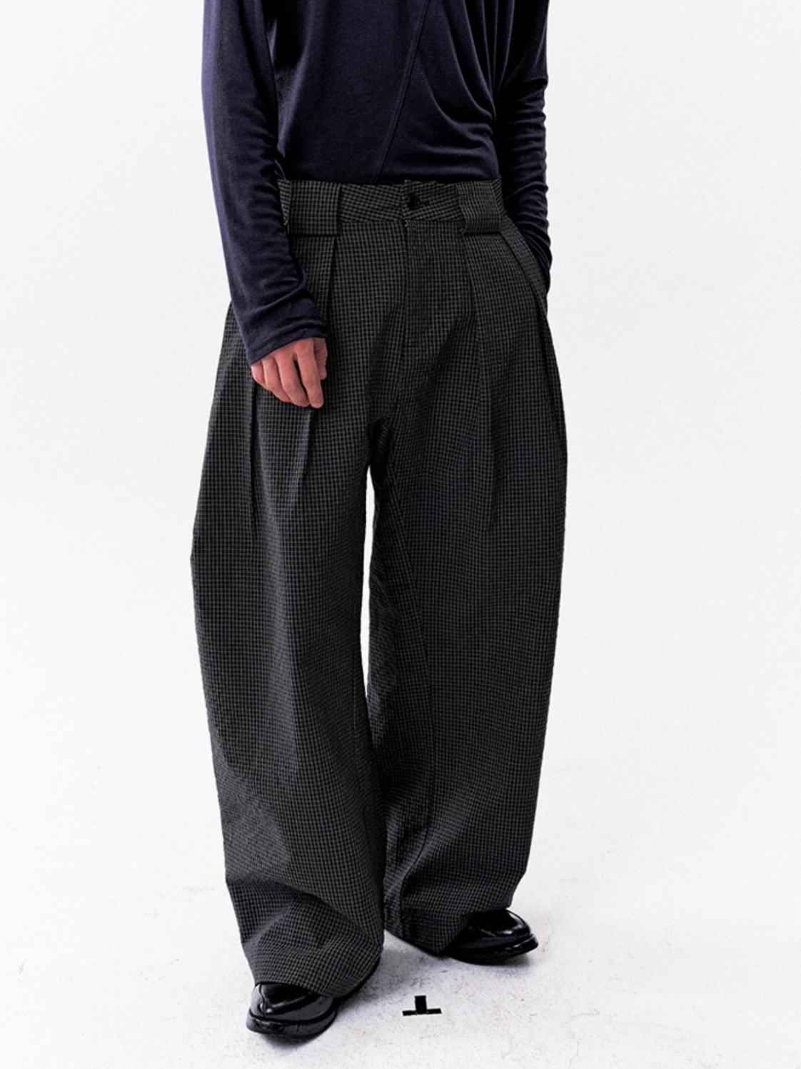 CHECKERED NYLON PANTS