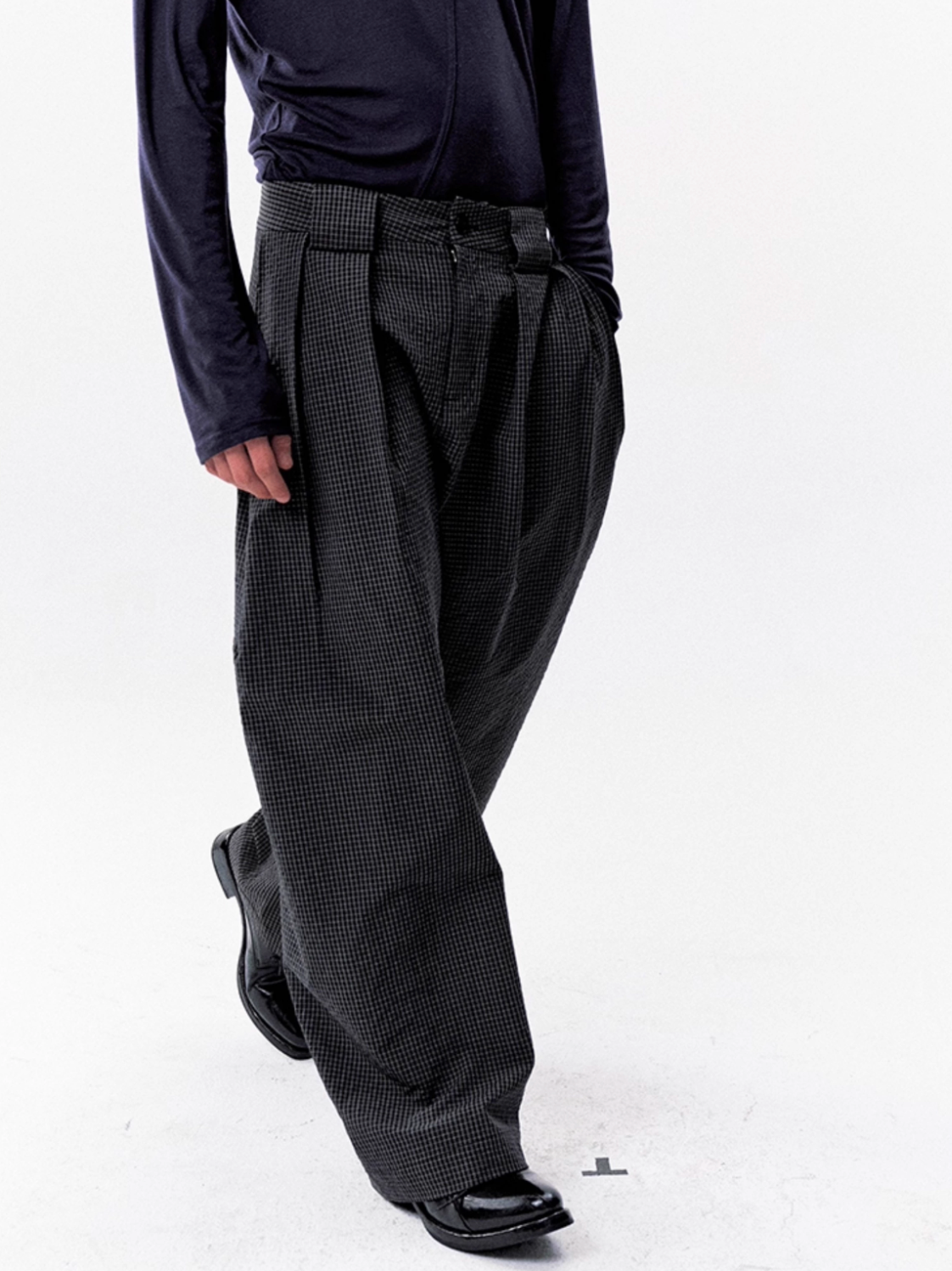 CHECKERED NYLON PANTS