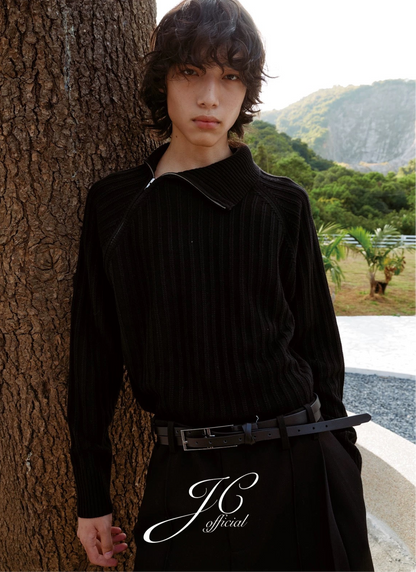 ASYMMETRY SWEATER