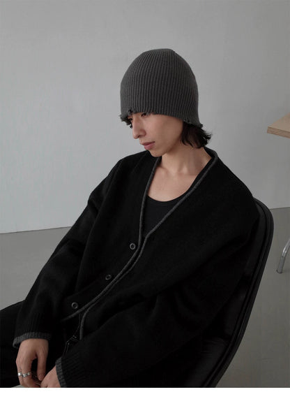V-NECK KNITTED CARDIGAN