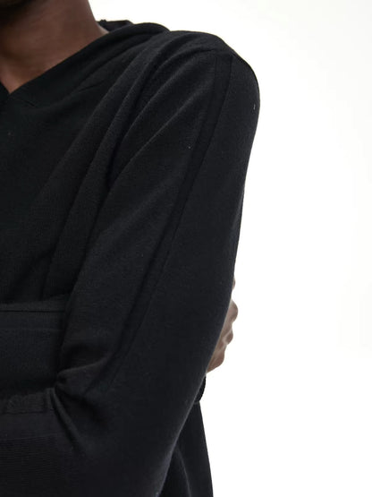 HOODED KNIT SWEATSHIRT