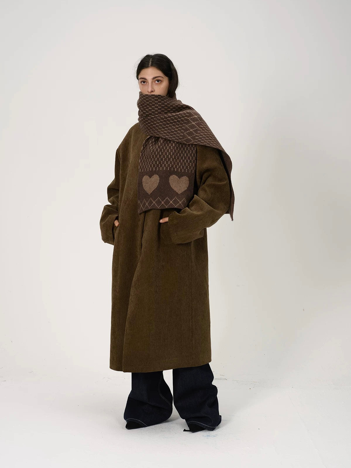 TEXTURED KNIT NECK SCARF