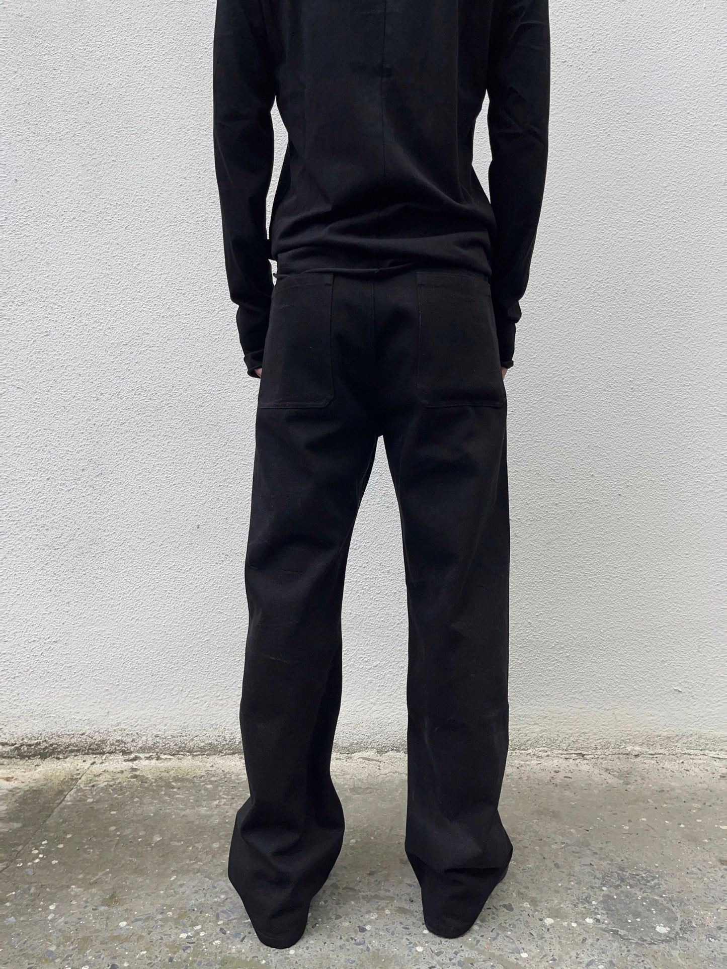 BACK POCKET JEANS