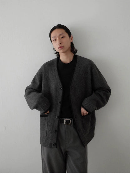 V-NECK KNITTED CARDIGAN