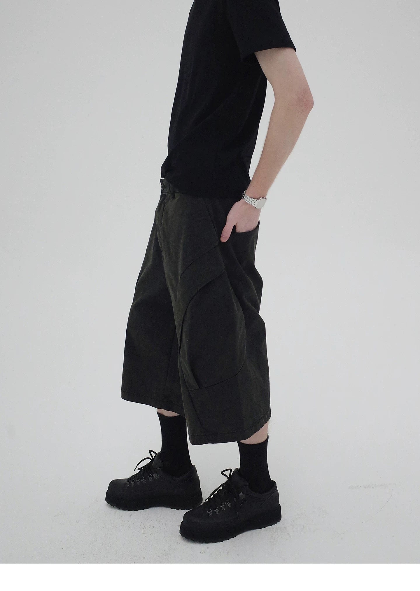DECONSTRUCTED WORK SHORTS