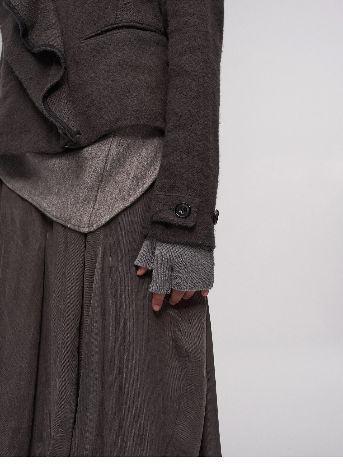 HALF-FINGER KNIT GLOVES