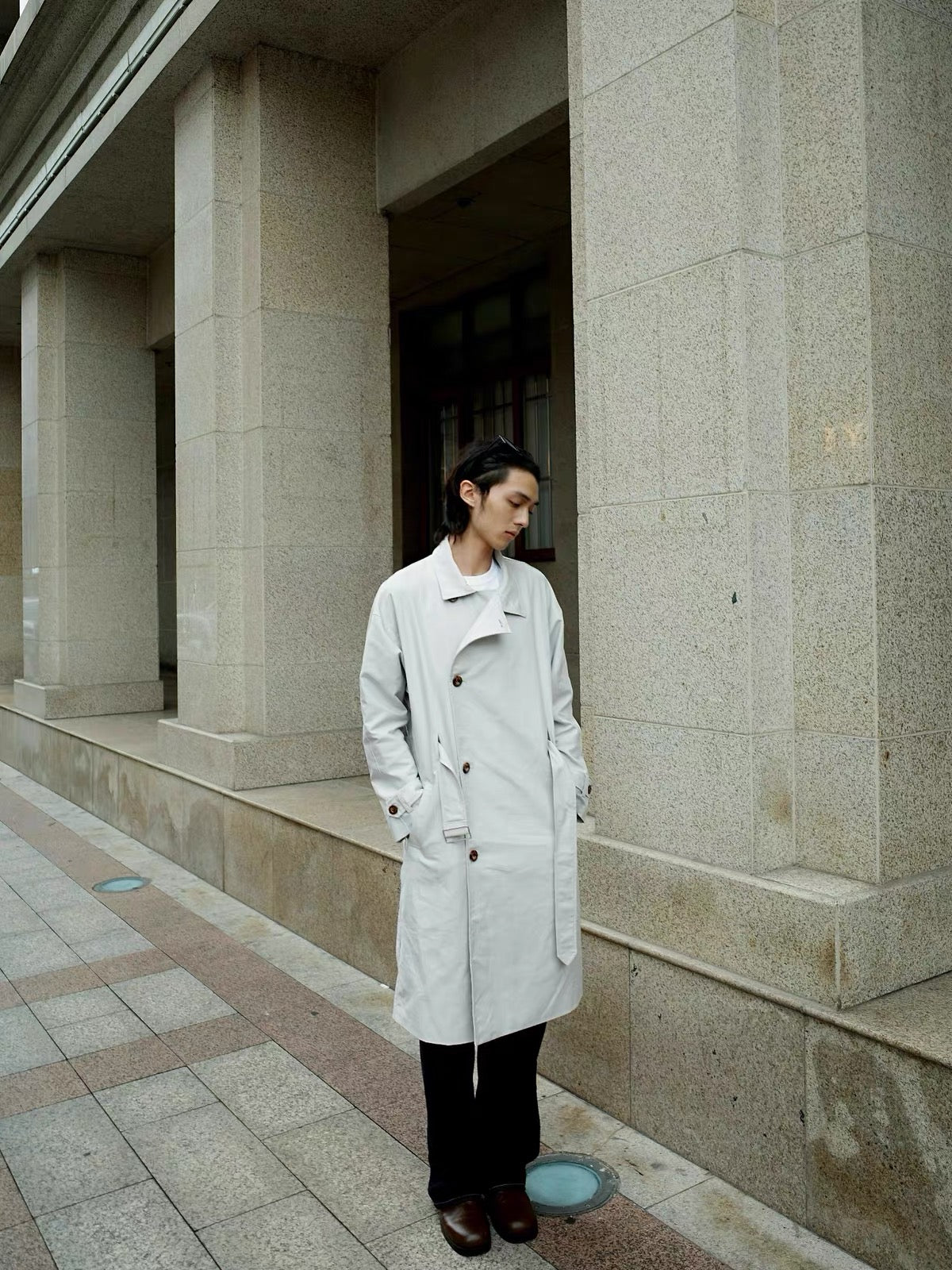 ADJUSTABLE BELT TRENCH COAT