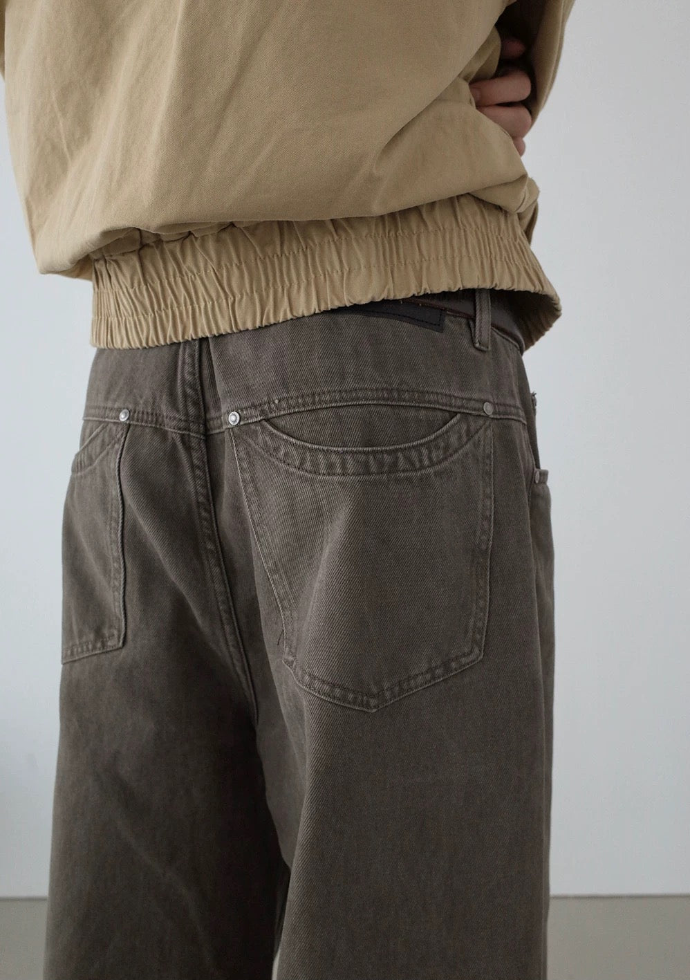 VINTAGE CURVED JEANS