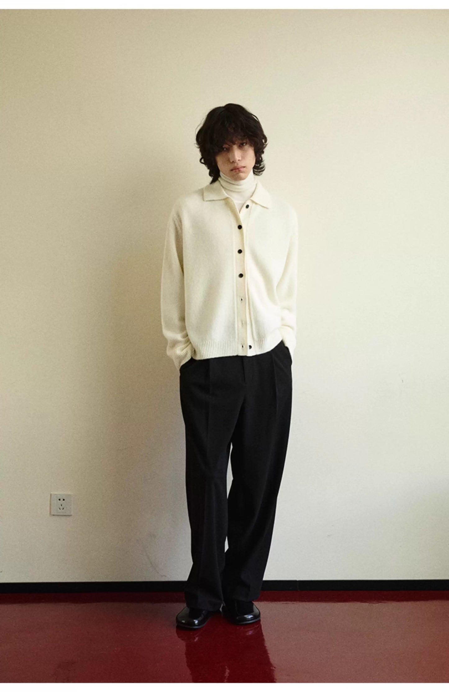 MERINO WOOL CASHMERE BLEND SWEATER