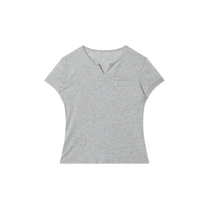 BASIC V-NECK TEE