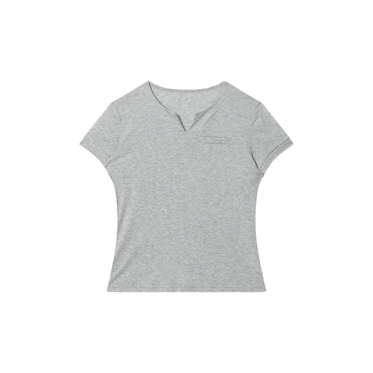 BASIC V-NECK TEE