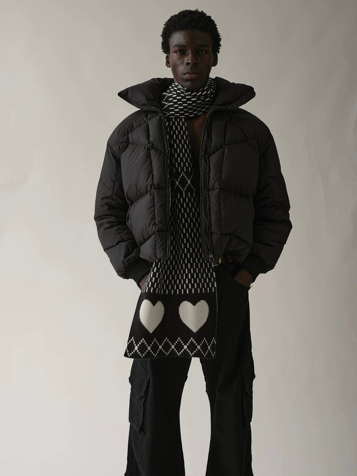 TEXTURED KNIT NECK SCARF