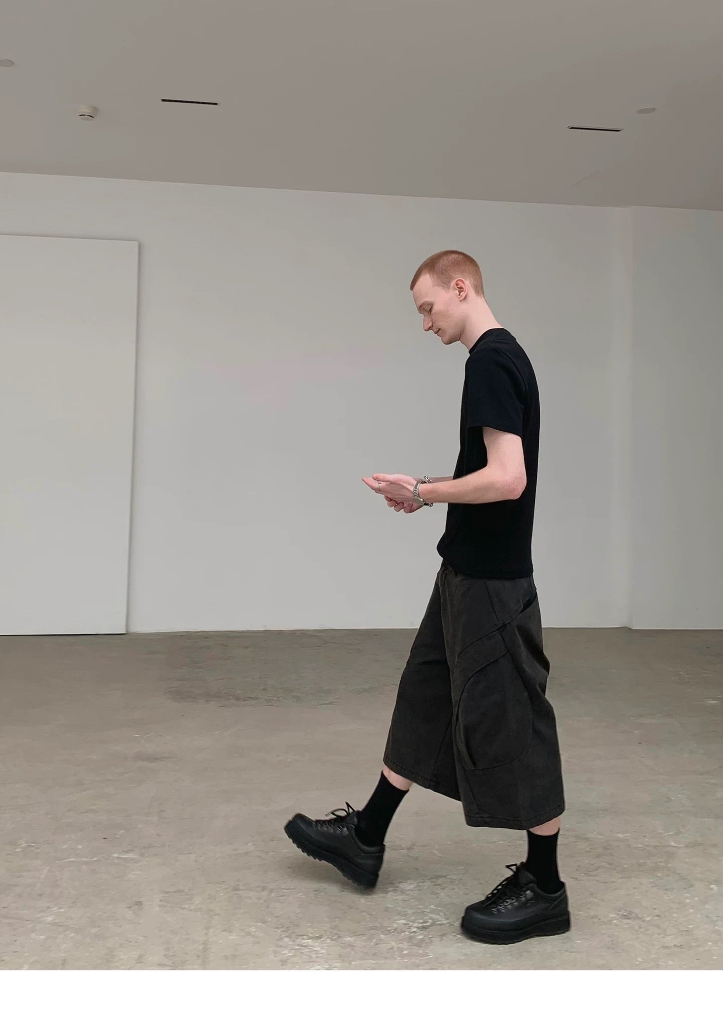 DECONSTRUCTED WORK SHORTS