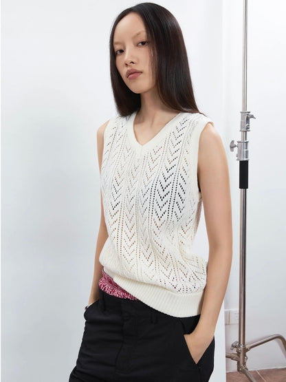 KNIT V-NECK VEST 