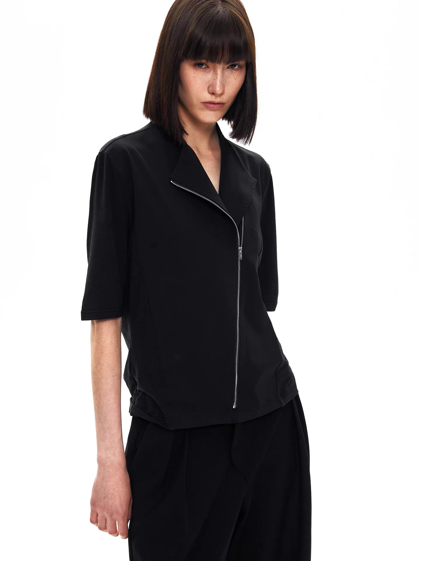 BLACK PATCHWORK SLIM TEE