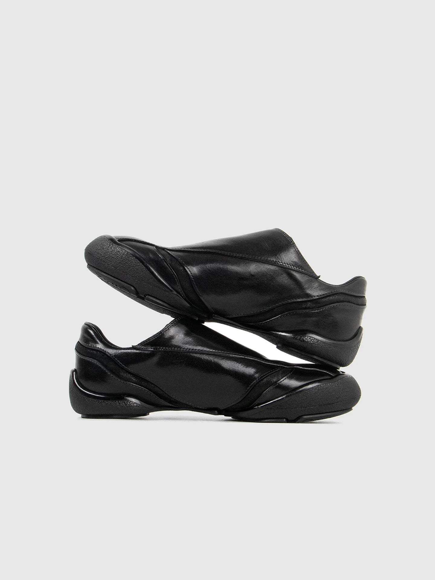 ILLUSIONIST LEATHER SNEAKERS