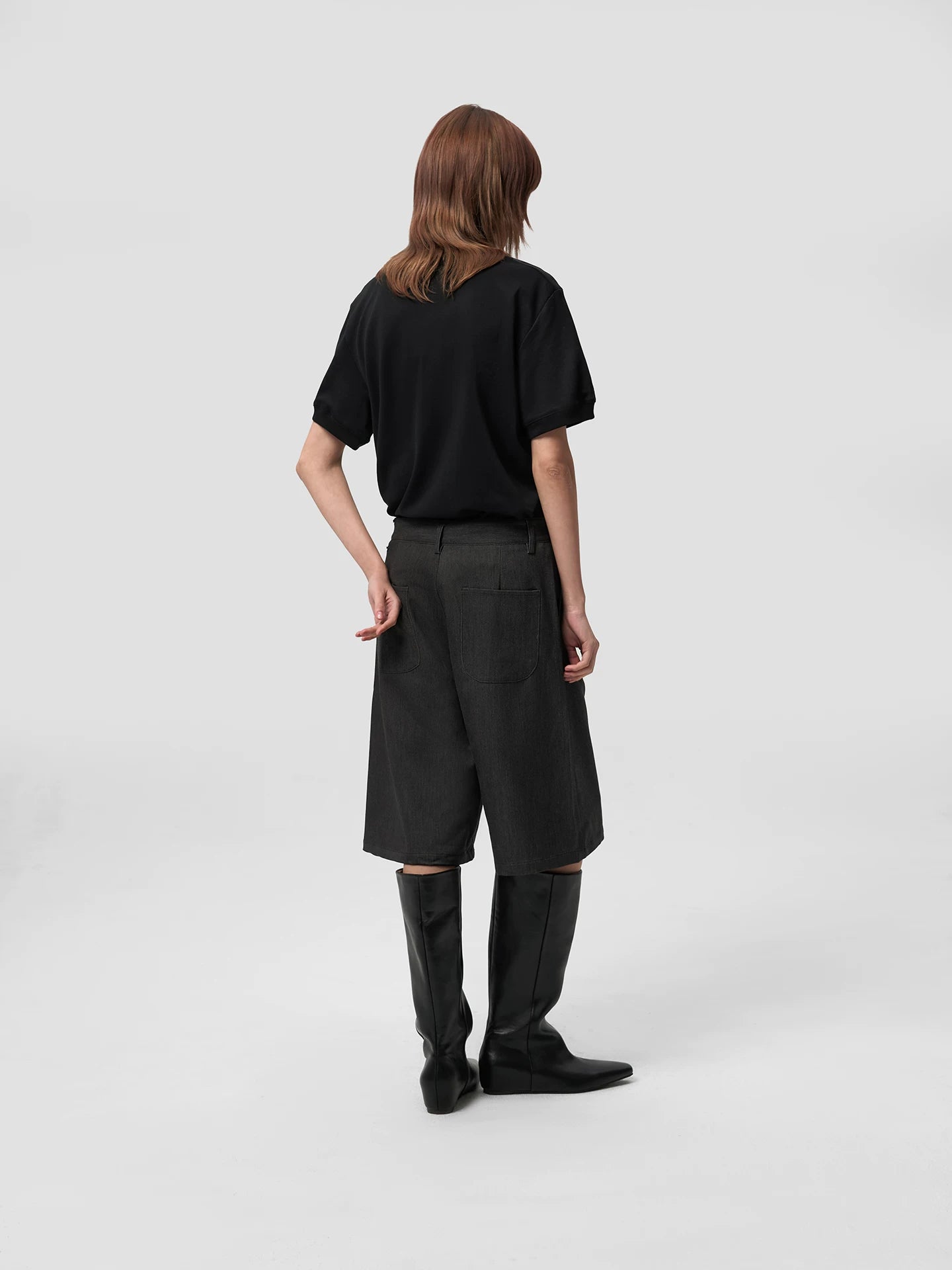 V-NECK DOUBLE LAYER T-SHIRT