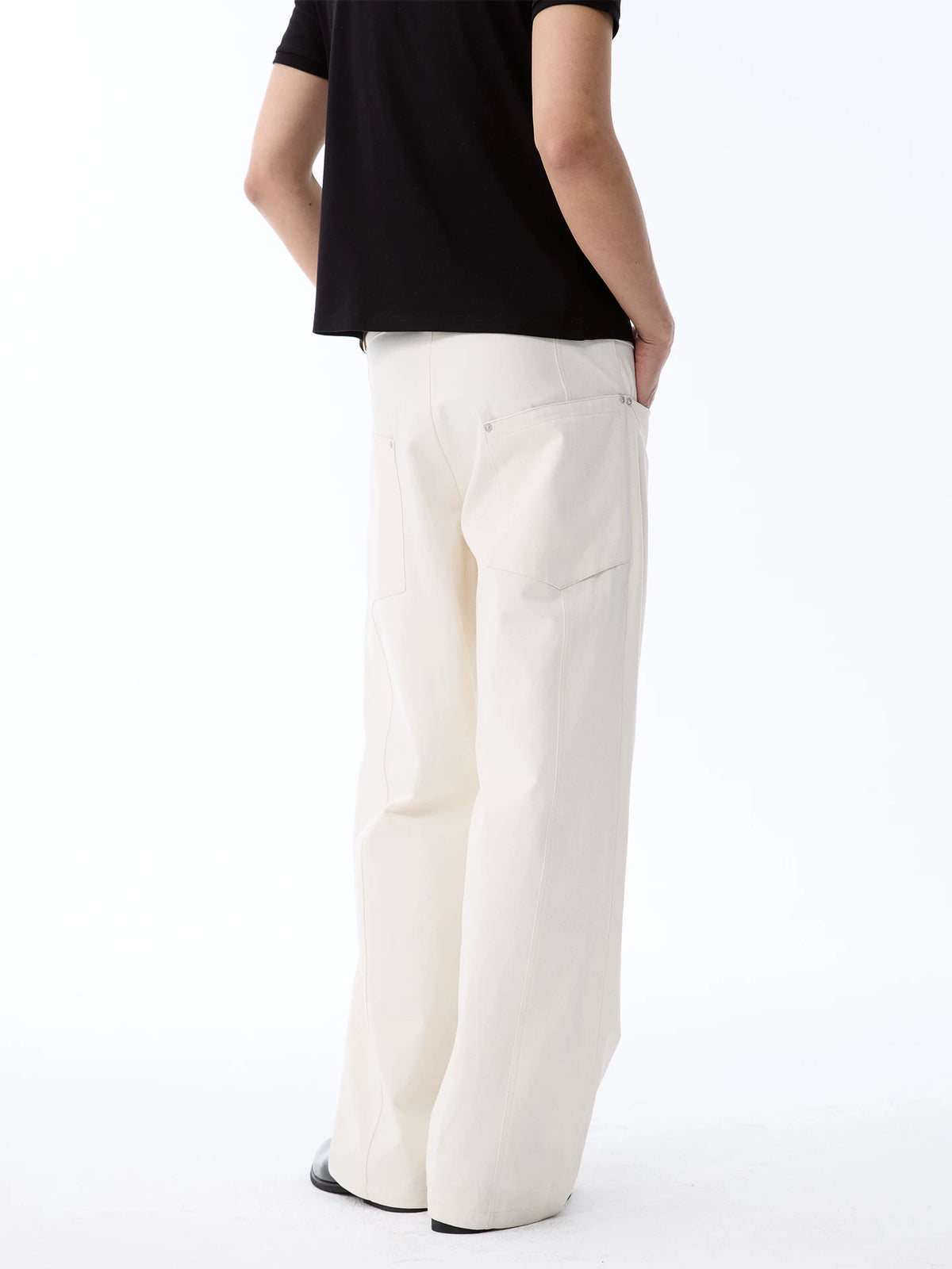 DECONSTRUCTED RAW-EDGE JEANS