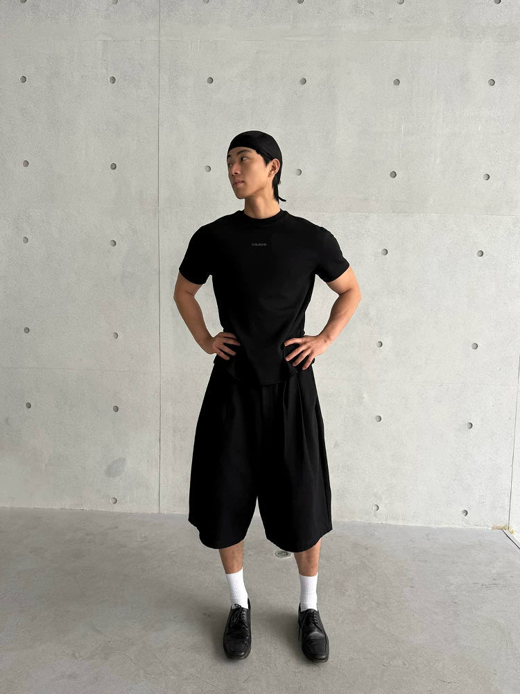 TEXTURED CROPPED SHORTS