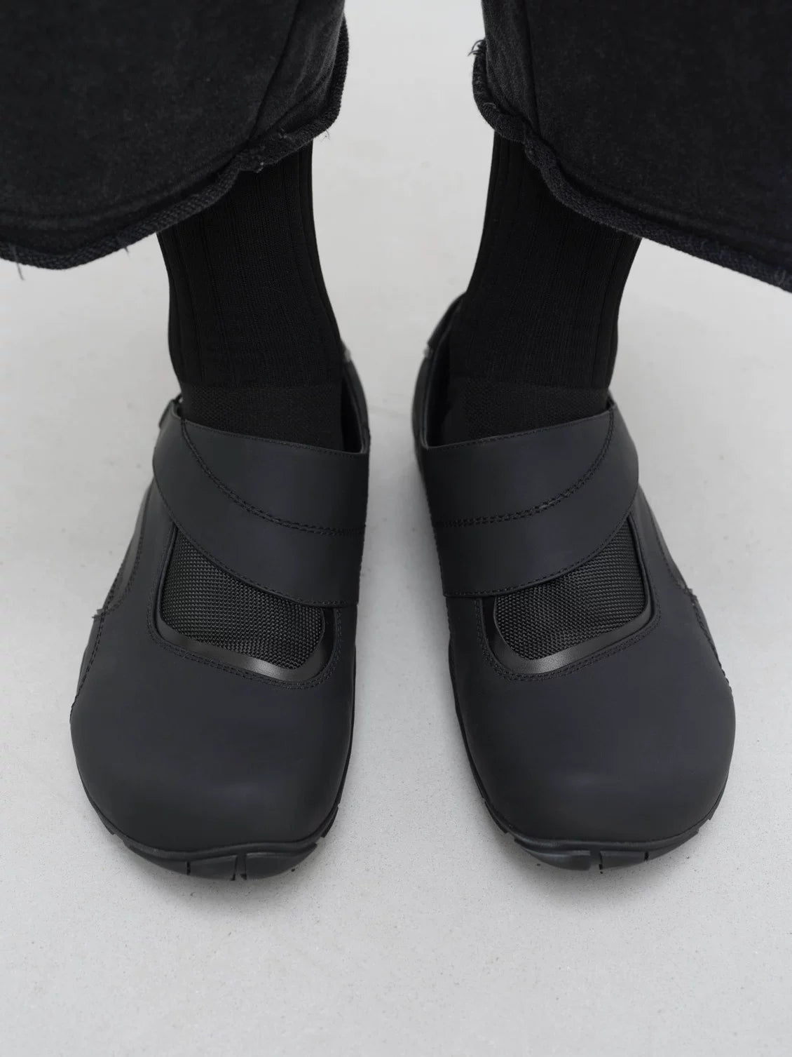 THIN SOLE BAREFOOT SHOES