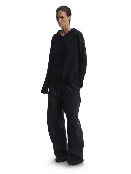 HOODED KNIT SWEATSHIRT