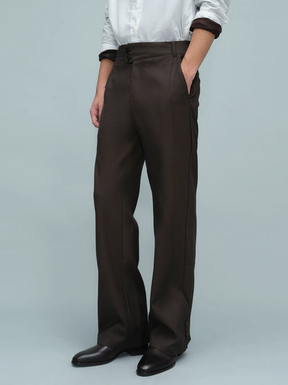 ASYMMETRIC WAIST BUTTON HEM TROUSERS ダークブラウン