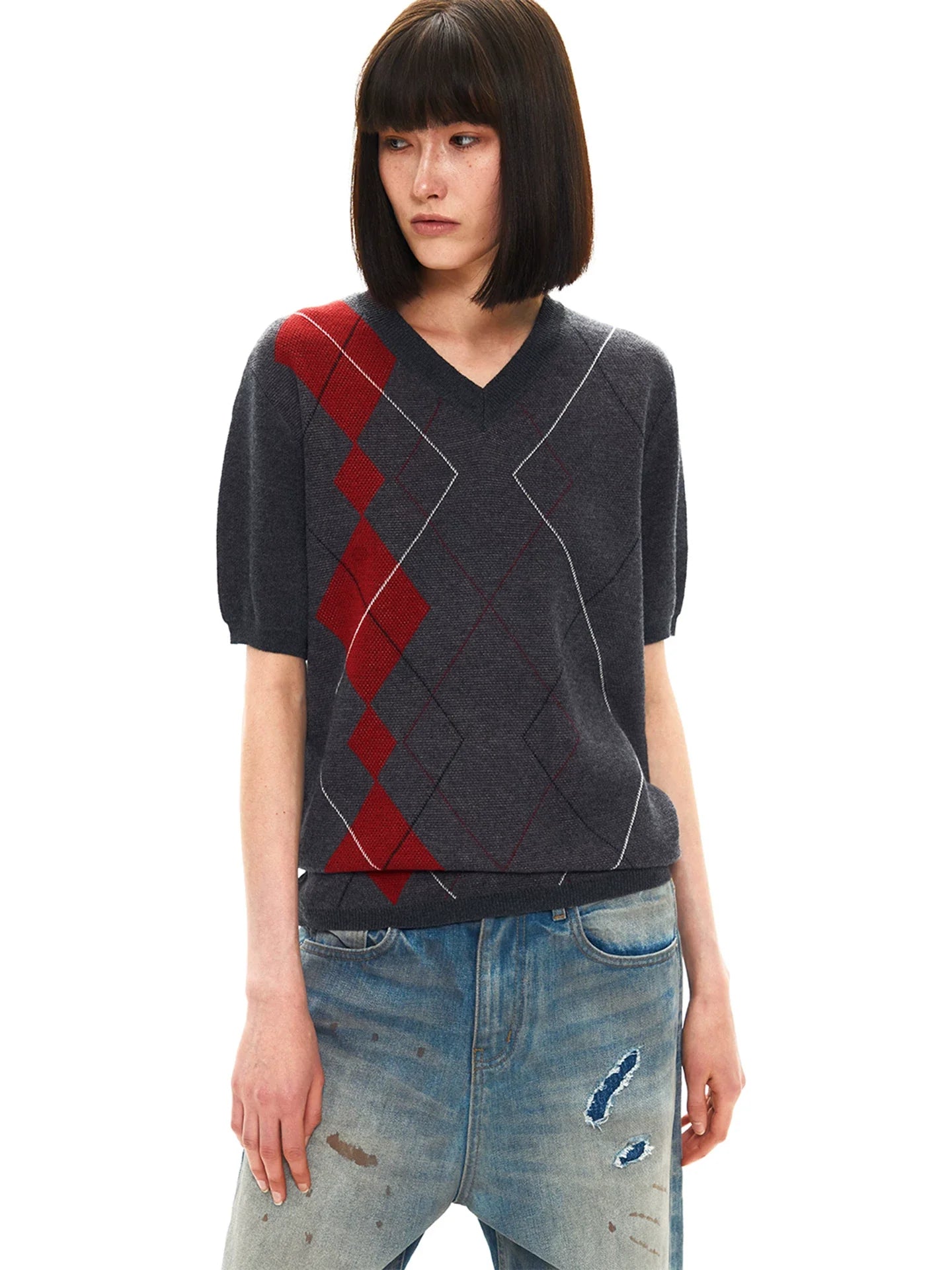 V-NECK DIAMOND CHECK TEE