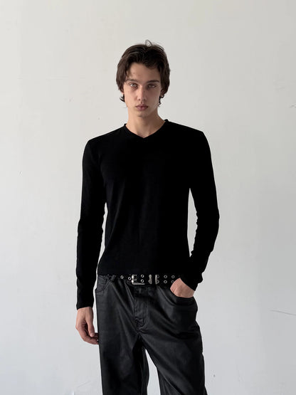 V-NECK SLIM-FIT CROPPED TOP